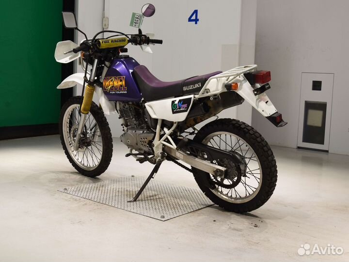 Suzuki Djebel 200