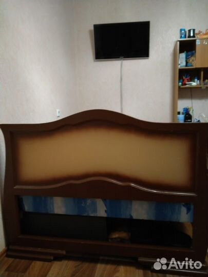 Кровать двухспальная с матрасом