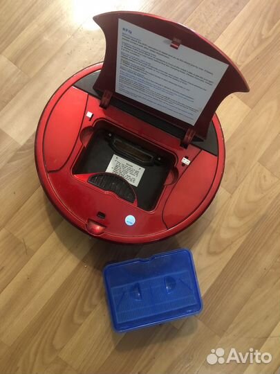 Робот пылесос Panda i5