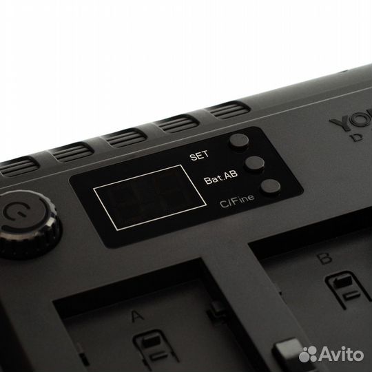 Осветитель LED Yongnuo YN-1200 LED 3200-5500K