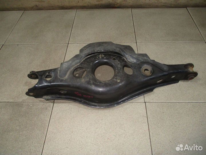 Рычаг задний поперечный правый Lexus NX 200t/300