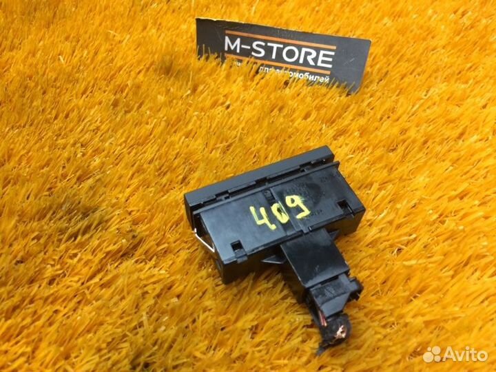 Кнопка аварийной сигнализации Audi A6 C6/4F ccea