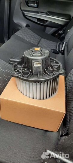 Мотор отопителя на Hyundai Elantra4