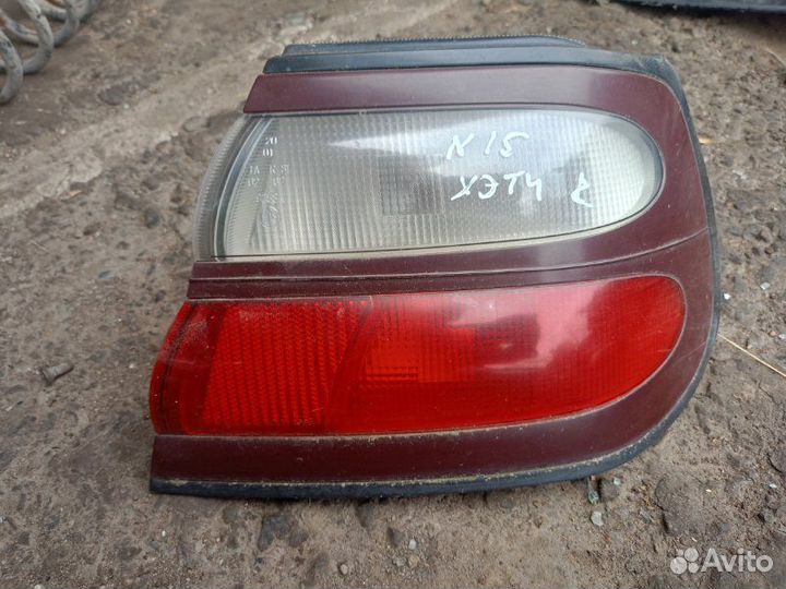 Фонарь правый Nissan Almera N15 хэтч GA14DE 1998