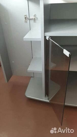 Тумба под телевизор