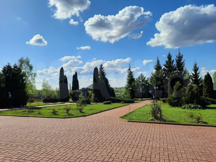 Домовладение 2 га, дом 574 м²