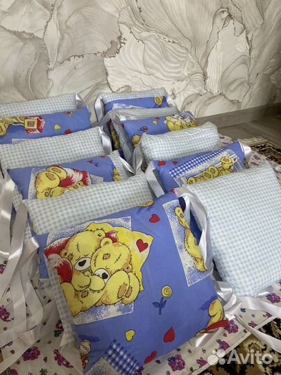 Бортики в детскую кроватку