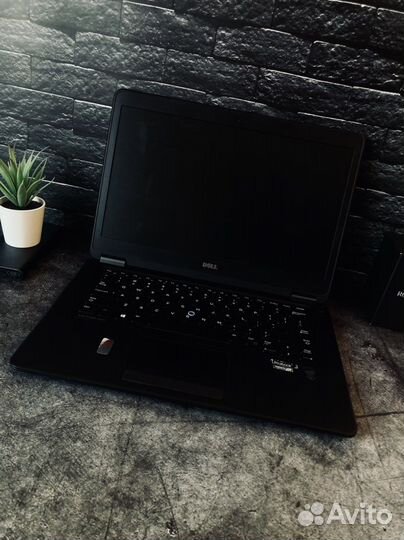 Ультрабук Dell на Intel Core i7
