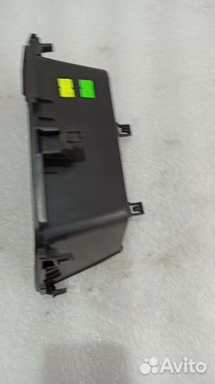 Накладка центральной консоли Renault Arkana