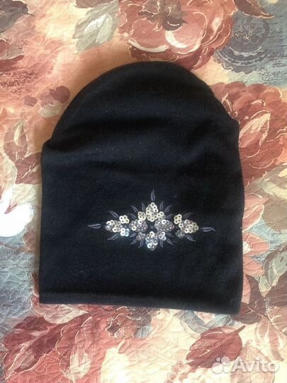 Шапка детская почти не б/у