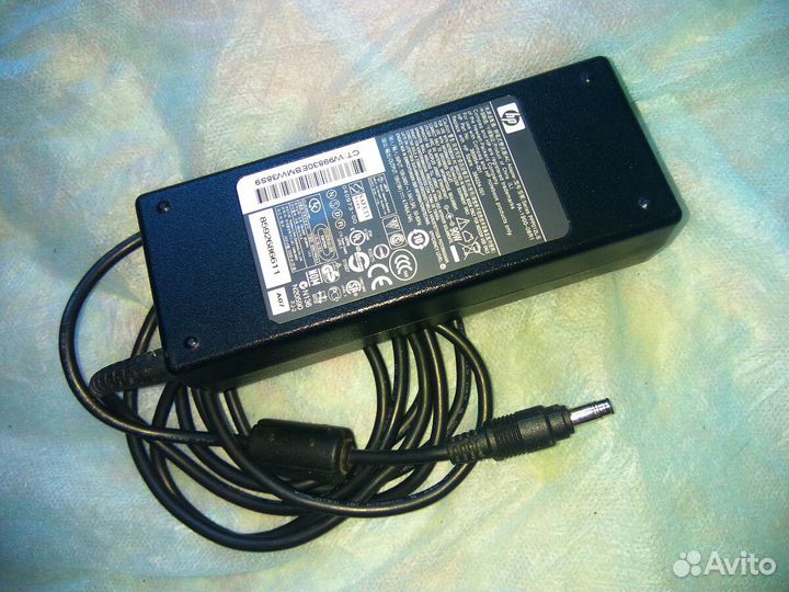 Блок питания ноутбука