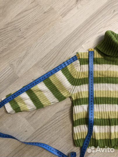 Свитер б/у на девочку
