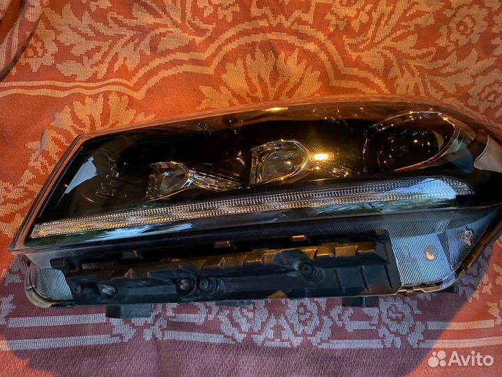 Фара левая Kia Sorento Prime UM