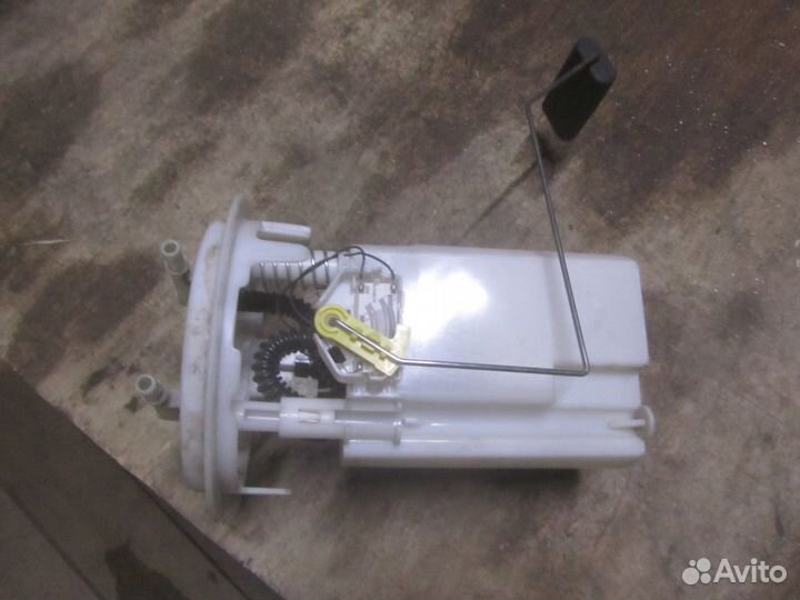 Насос топливный электрический для Peugeot 206