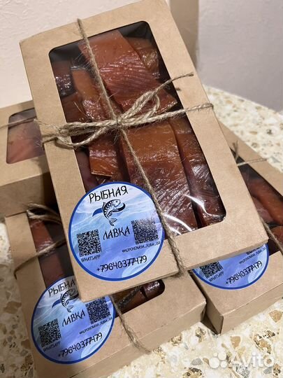 Копченая рыба, икра, морепродукты