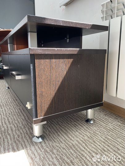 Тумба под телевизор