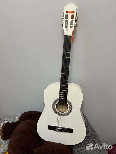 Продам гитару