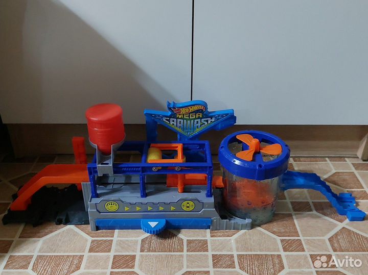 Hot wheels автомойка