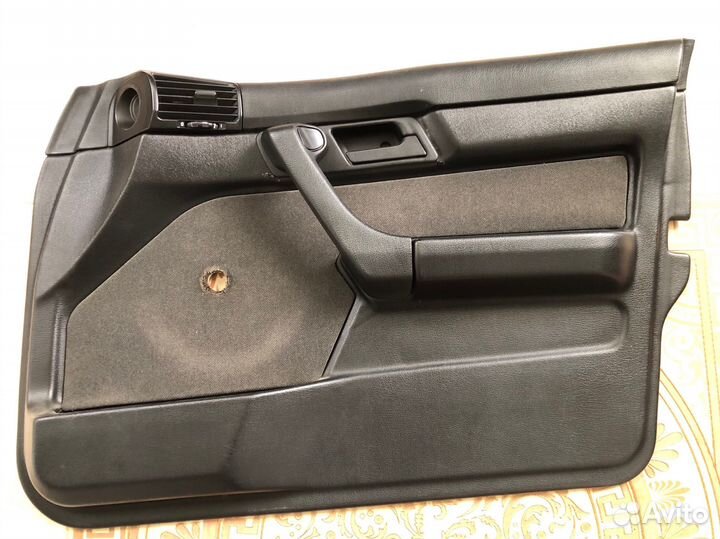 Карта двери, обшивка