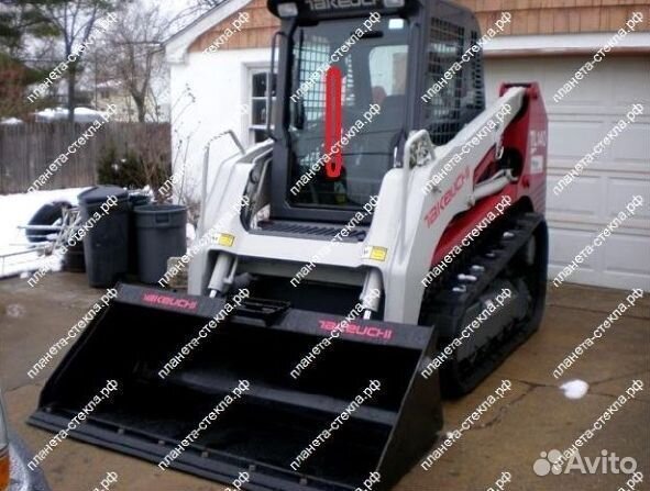 Стекло для мини-погрузчика Takeuchi Tl 130/140