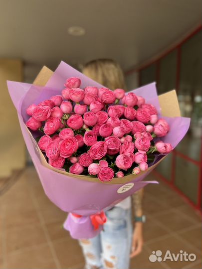 Букет кустовых роз