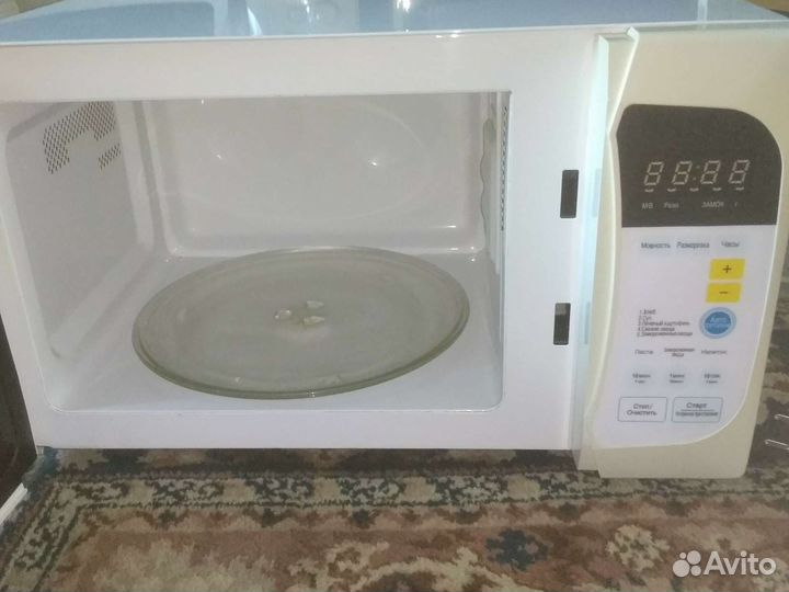 Микроволновая печь