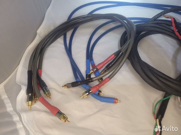 Комплекта аудиофильских кабелей для аудио