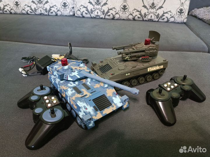 Танковый бой на радиоуправлении