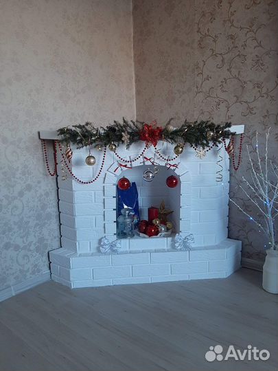 Камин декоративный