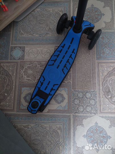 Самокат детский трехколесный