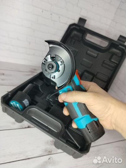 Аккумуляторная болгарка makita мини