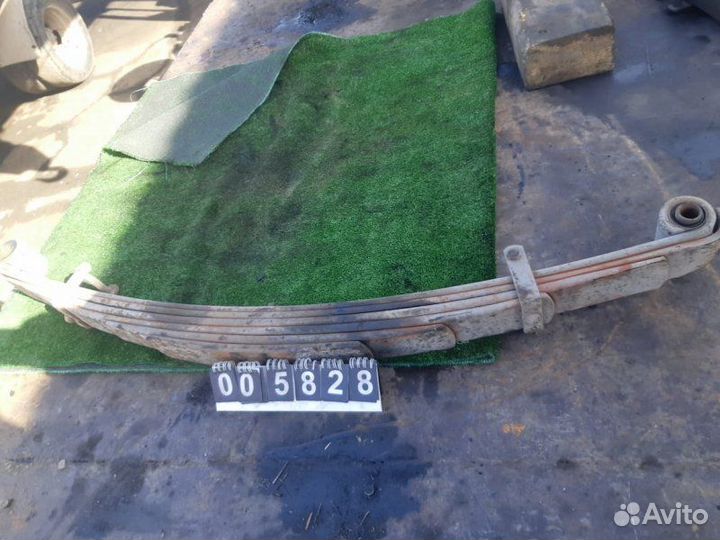 Рессора передняя передняя Nissan Atlas G4H41 FD42