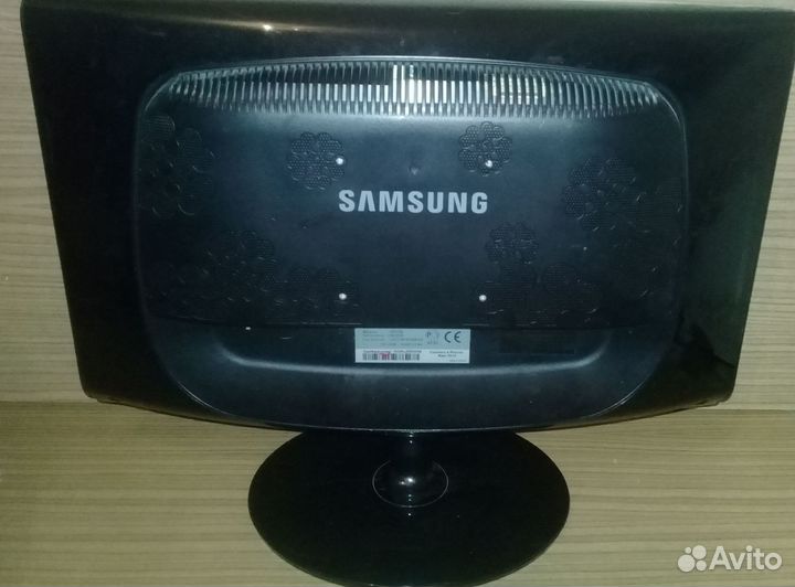 Мониторы для компьютера, 19