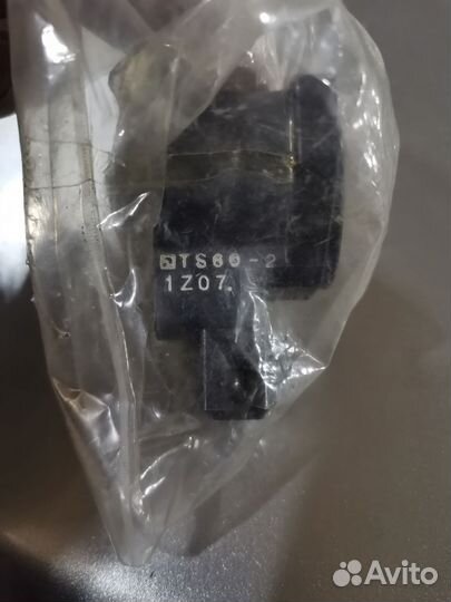 Датчик положения дроссельной заслонки MD614697