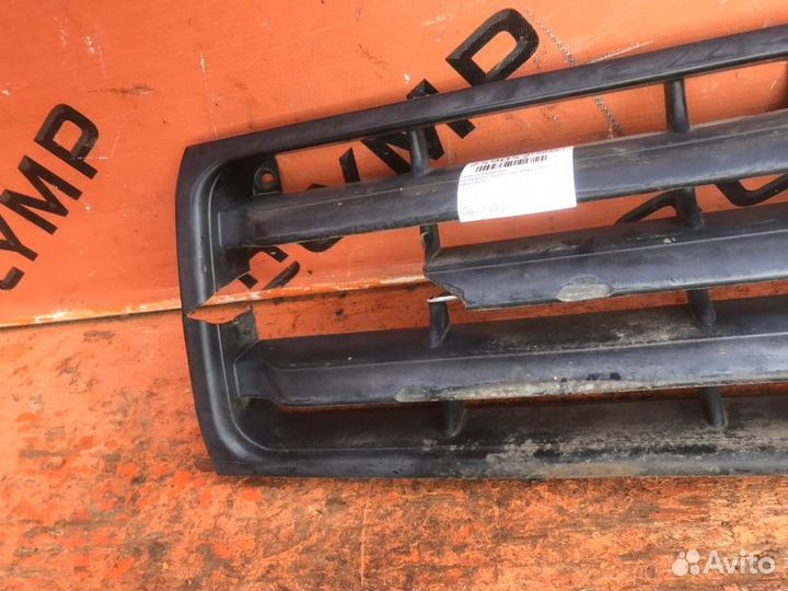 Решетка радиатора Mitsubishi Pajero V46 4M40 1995