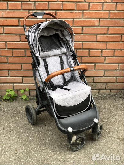 Коляска прогулочная