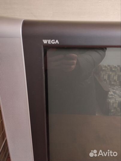 Телевизор Sony Wega Trinitron