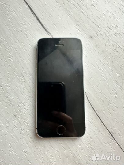 Телефон iPhone