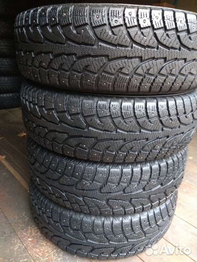Hankook Winter I'Pike 225/70 R16