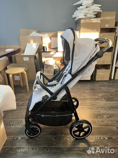 Прогулочная коляска rant volt