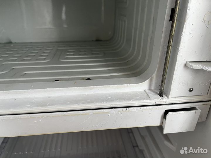 Холодильник бу Саратов