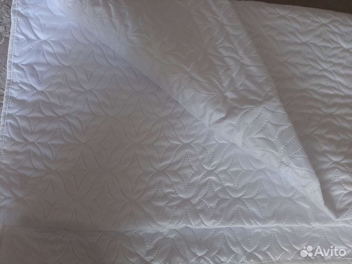 Плед для пикника,верх атласный как покрывало