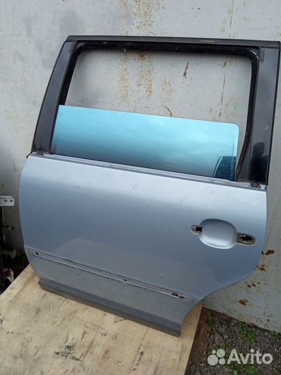 Дверь VW Passat B5