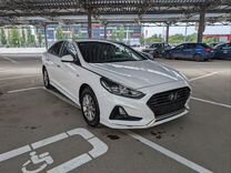 Hyundai Sonata 2.0 AT, 2018, 75 000 км, с пробегом, цена 2 150 000 руб.