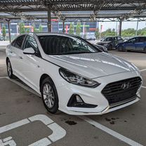 Hyundai Sonata 2.0 AT, 2018, 75 000 км, с пробегом, цена 2 100 000 руб.