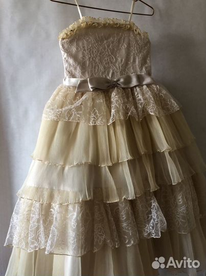Нарядное платье для девочки