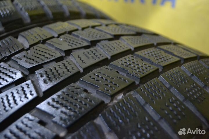 Dunlop Winter Maxx WM01 225/45 R17