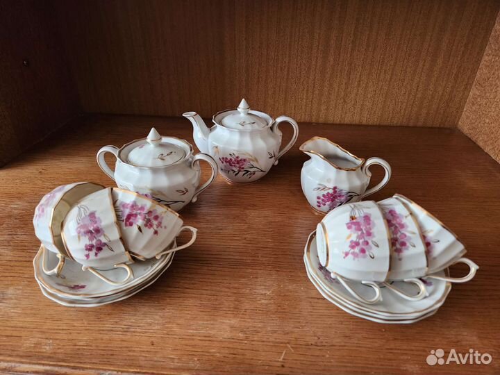 Сервиз чайный из костяного фарфора на 6 персон