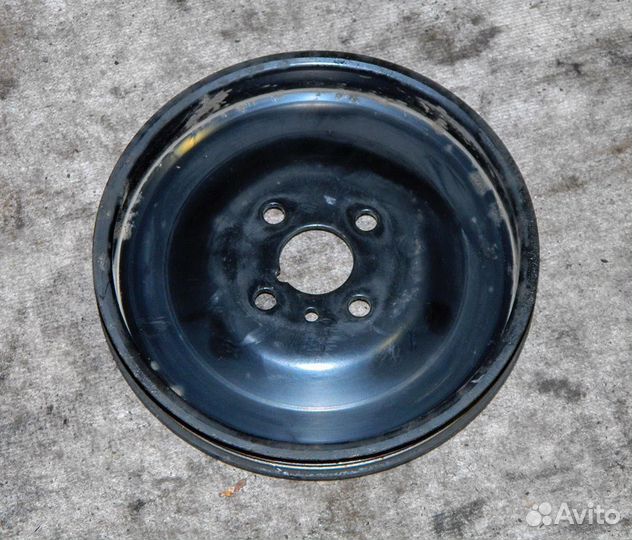 Шкив помпы Hyundai Sonata 5 G4GC