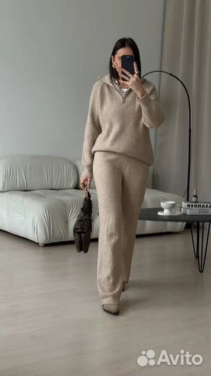 Костюм брючный вязаный (трикотажный), р. 42-46